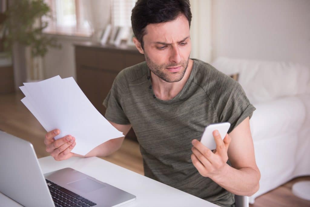 Late payments: How to avoid fees and protect your credit