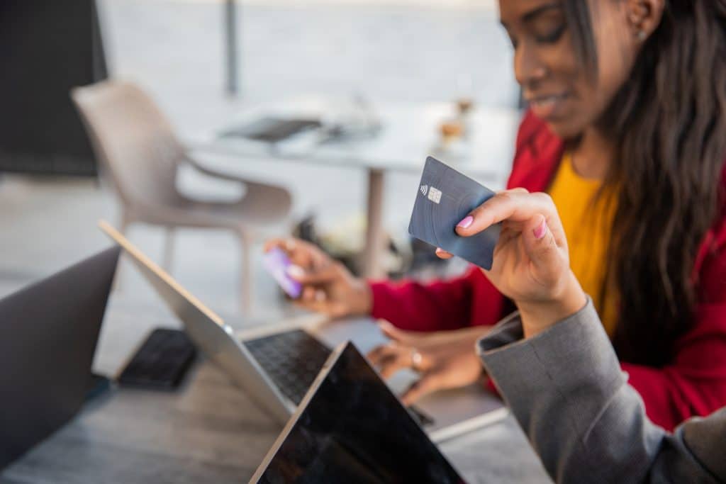 Credit Card Fee Cap: Policy Changes and Industry Response